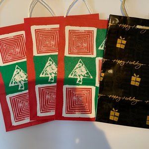 Mahogany by Hallmark Christmas Gift Bags.  Set of 4 Assortment